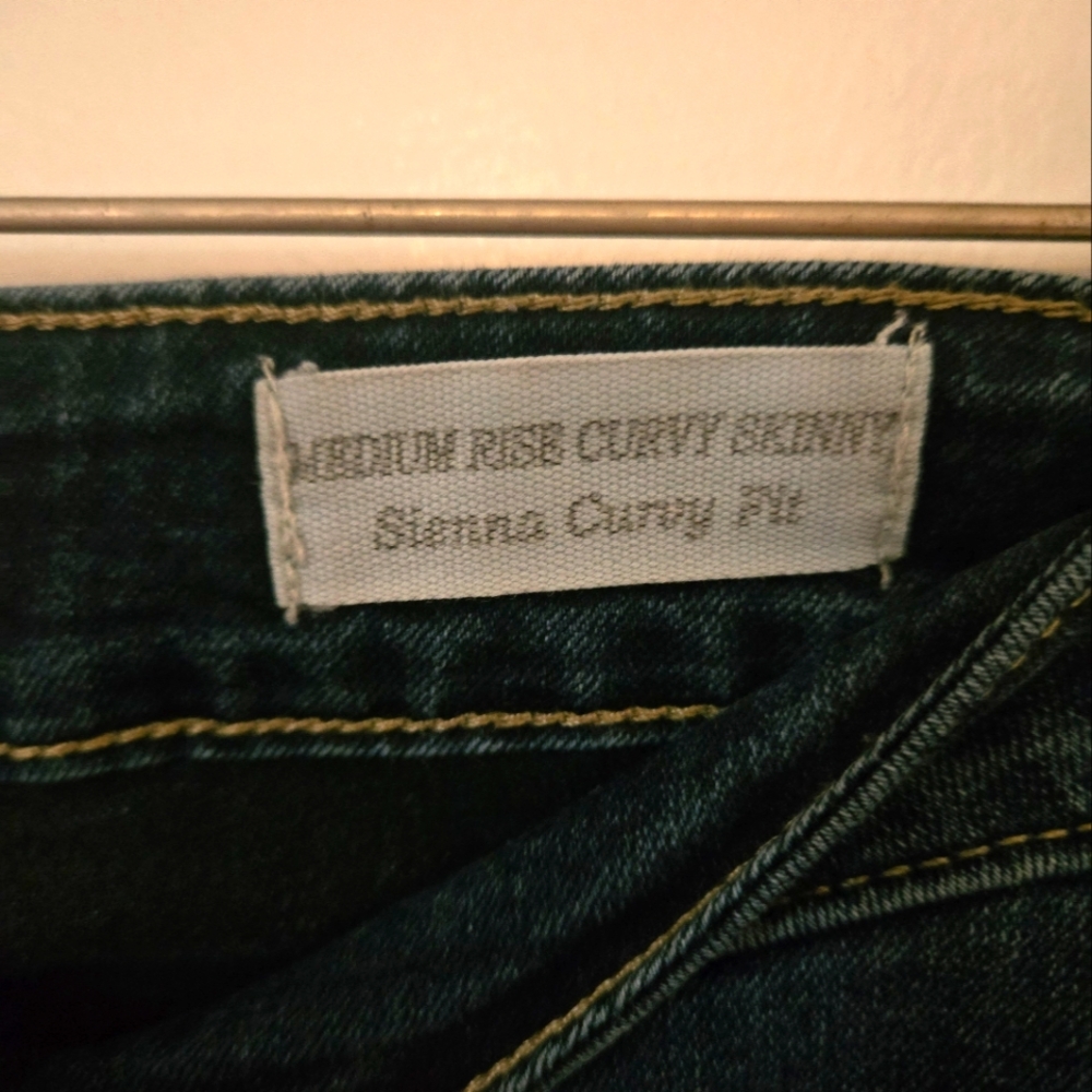 Guess - Skinny Jeans - Size 29